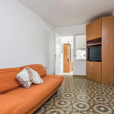 Mohenski Apartamento Vir